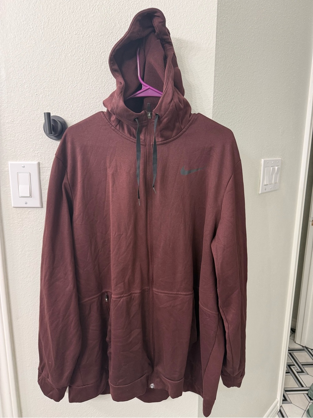 Nike Therma Men's Burgundy Full-Zip Hooded Performance Jacket XXL